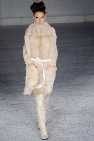 Look 2